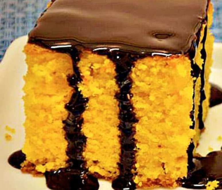 Receitas de Bolo de Cenoura para fazer no café da tarde