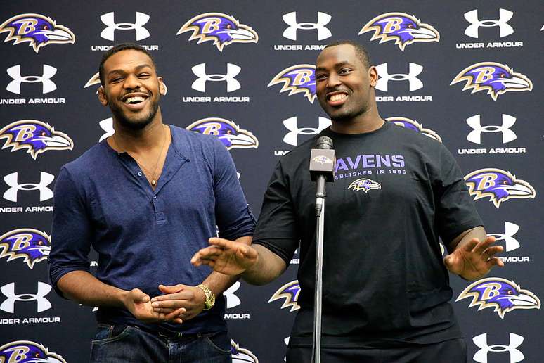 Jon Jones e o irmão Arthur Jones