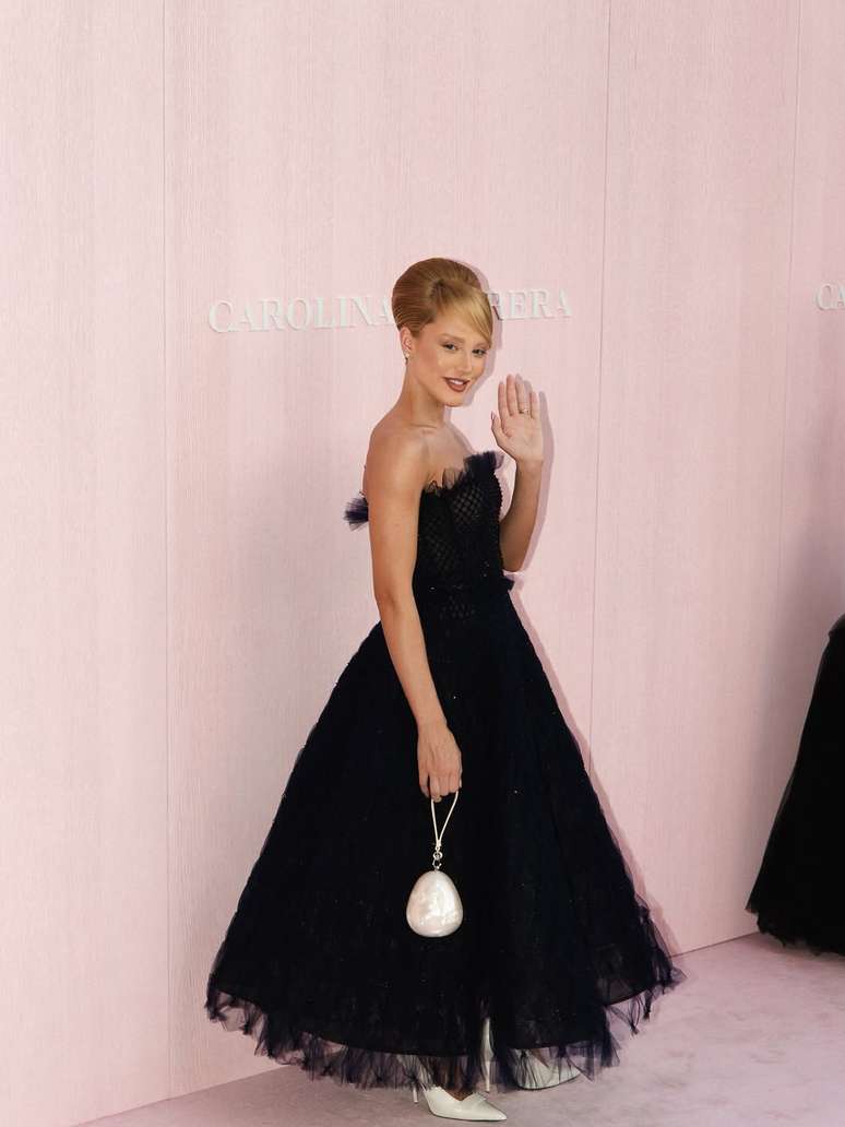 Malu Borges em evento da Carolina Herrera