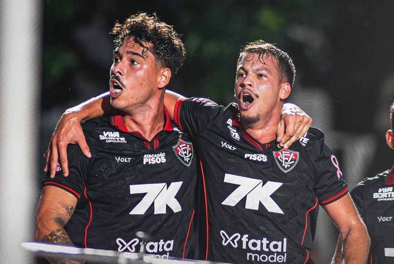 Vitória segue vivo na luta contra o rebaixamento –