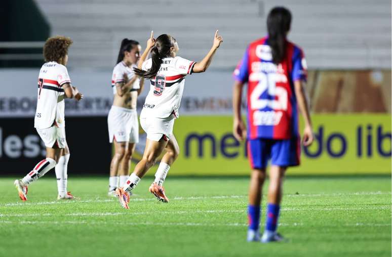 Millene fez  o primeiro gol da história das Soberanas na Libertadores –