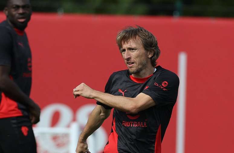 Modric &eacute; uma das esperan&ccedil;as do Milan para o cl&aacute;ssico com a Juventus &ndash;