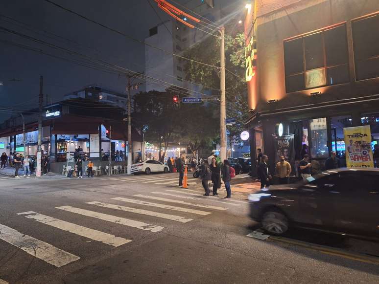 Vila Madalena registra queda de movimento por causa de crise do metanol