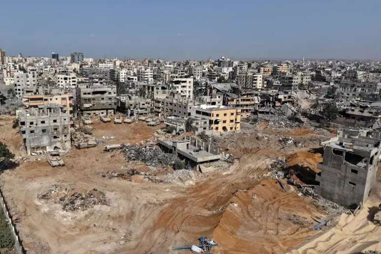 IDF declararam que cerca de 900 mil pessoas deixaram a região