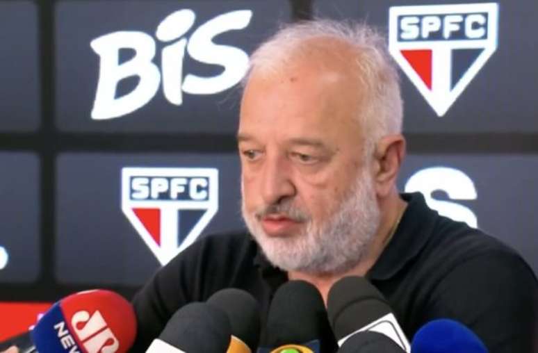 “I can only believe that Var has not arrived,” says the director of San Paolo after the defeat in the classic