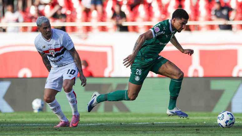 São Paulo sofreu um apagão e perdeu a partida para o Palmeiras –
