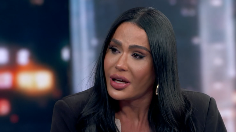 Gracyanne Barbosa chora no Domingão com Huck