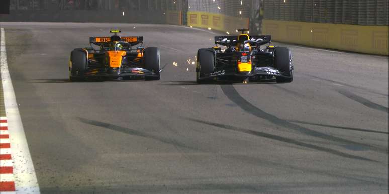 Lando Norris puts a car side by side with Verstappen Lando Norris puts a car side by side with Verstappen
