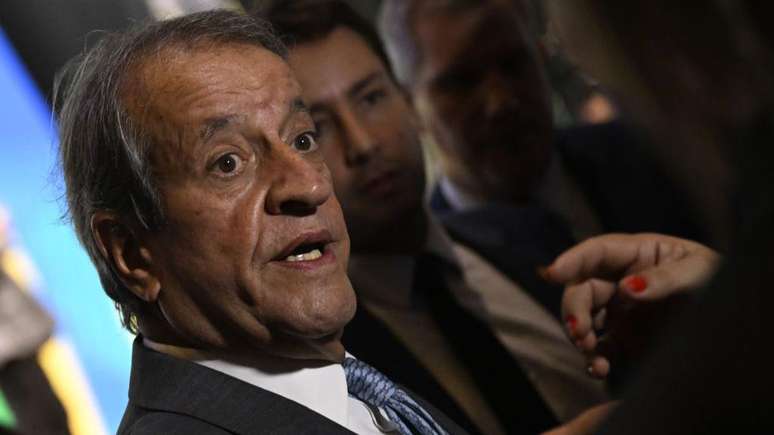 "Valdemar é o político mais hábil que tem na direita", diz Dirceu.