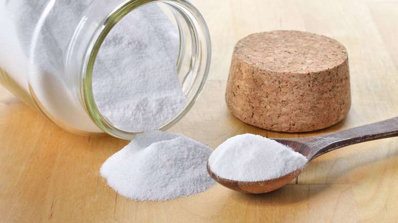 Science in the Kitchen: sodium bicarbonate fights pesticides