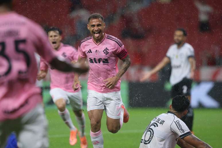 Internacional venceu o Botafogo, no Beira-Rio &ndash;