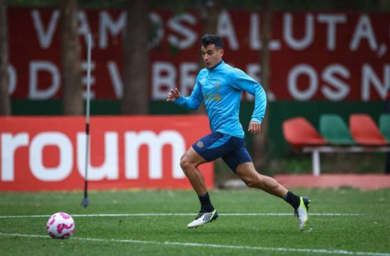 Cristian Olivera soma seis gols em 33 partidas pelo Grêmio –