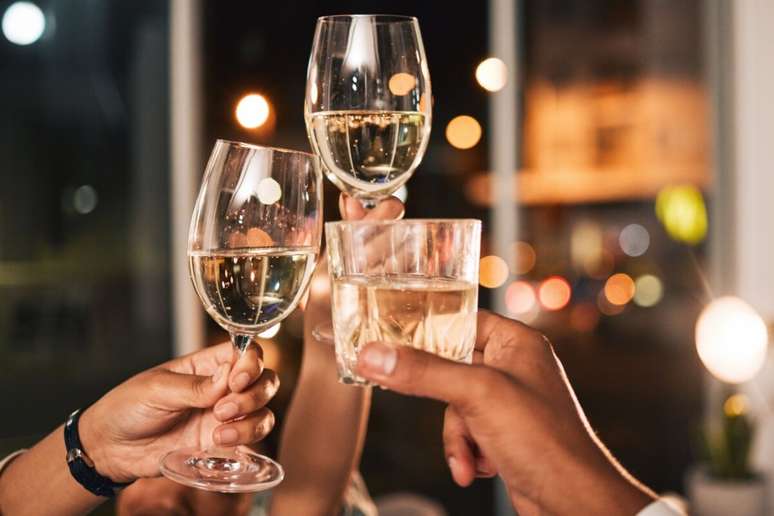 Episódio do metanol acende alerta sobre a relação com as bebidas alcoólicas