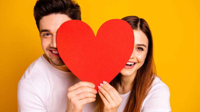 Confira os sognos que podem se apaixonar este mês.