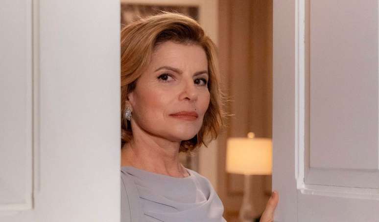 Odete Roitman na novela 'Vale Tudo', Debora Bloch dá pista sobre futuro da personagem: "O público ainda vai se surpreender com o que vem depois".