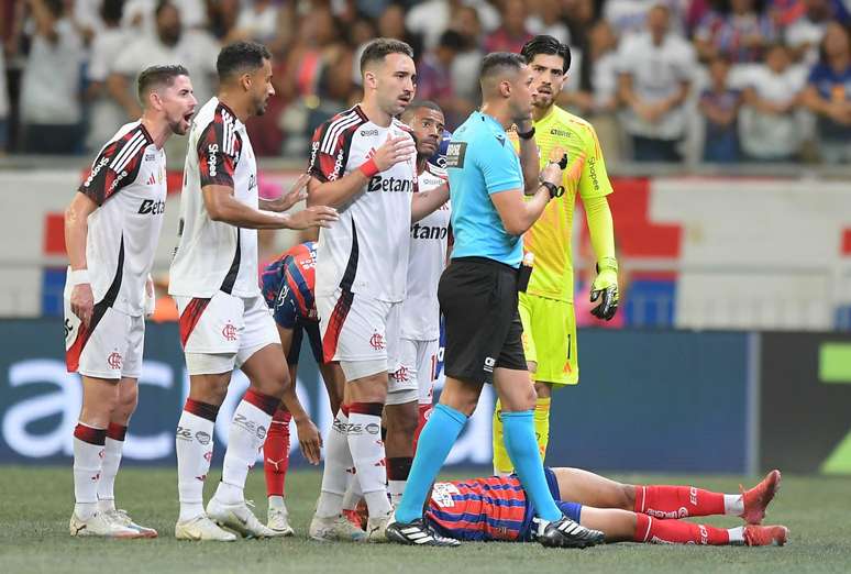 Flamengo perde para o Bahia