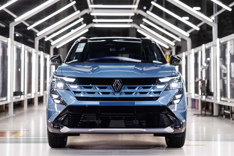 Renault Boreal tem produção iniciada em São José dos Pinhais (PR)