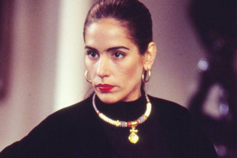 Raquel enganava a todos com seu plano contra a irm&atilde; em &ldquo;Mulheres de Areia&rdquo; 