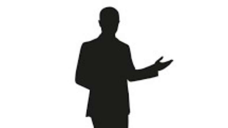 Who is? The famous presenter is caught with his “mysterious” girlfriend during a trip