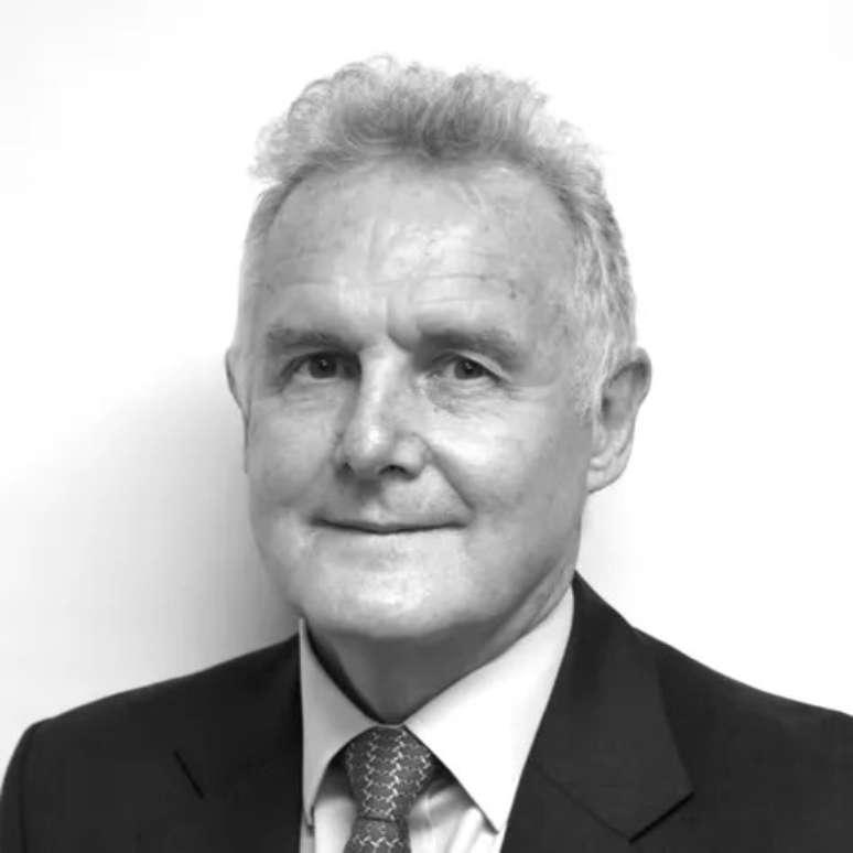 Christopher Mallon vai deixar de ser diretor ndependente da Eagle Football Holdings 