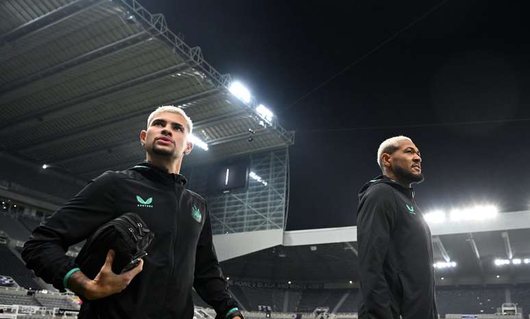 Problema em voo tira Bruno Guimarães e Joelinton de preparação para amistoso da Seleção Brasileira 