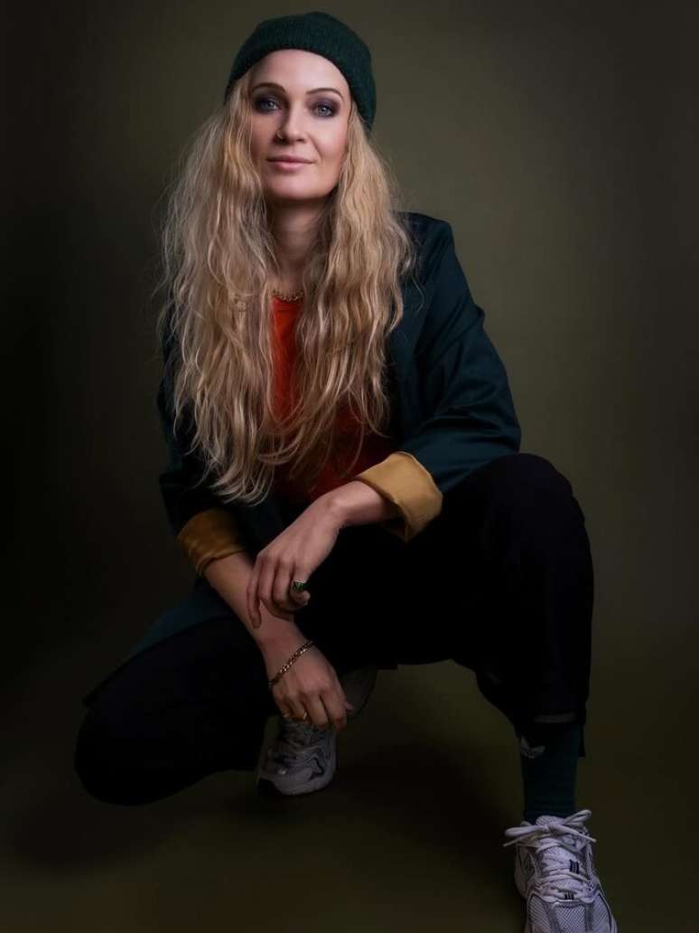 Baterista alemã Anika Nilles sairá em turnê com o Rush em 2026, substituindo Neil Peart