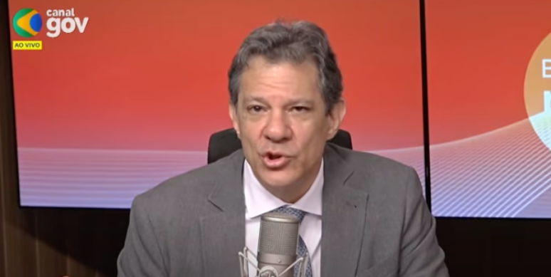 Haddad deu entrevista ao canal do governo