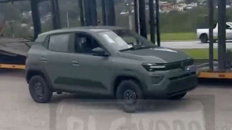 Novo Renault Kwid elétrico a caminho das lojas no Brasil