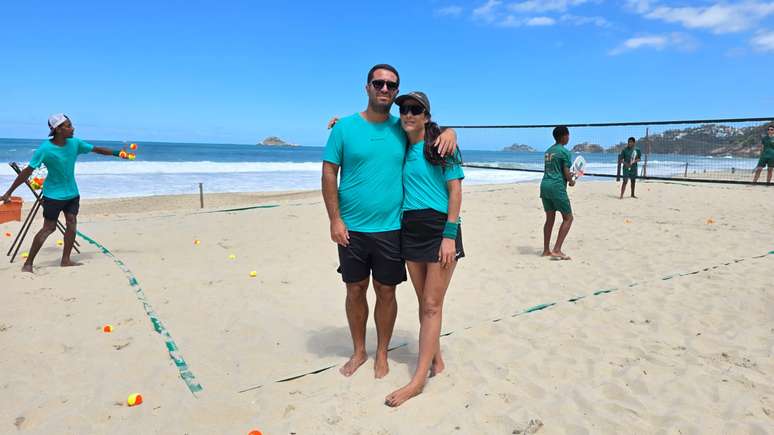 The project brings beach tennis closer to the young people of Rocinha and Vidigal