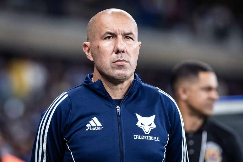 Leonardo Jardim pode dar espaço a outros jogadores do elenco –