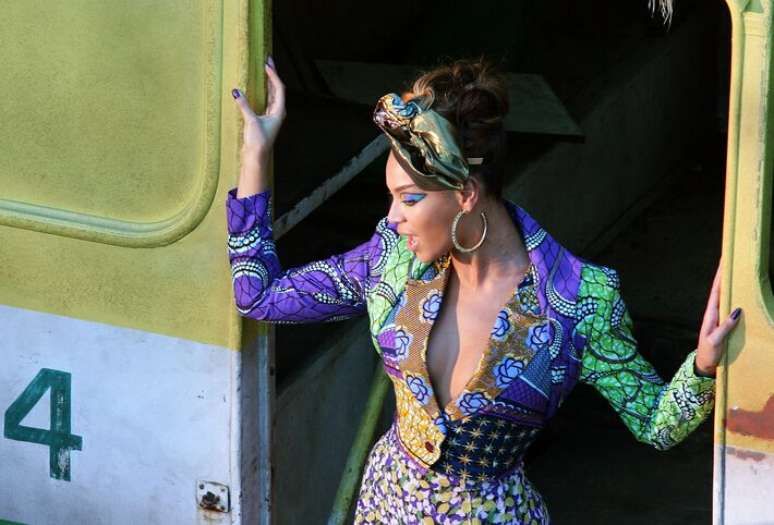 Alicia confirmou a exist&ecirc;ncia do v&iacute;deo em 2012, e ainda afirmou que ela e Beyonc&eacute; haviam gasto um bom tempo no processo de produ&ccedil;&atilde;o