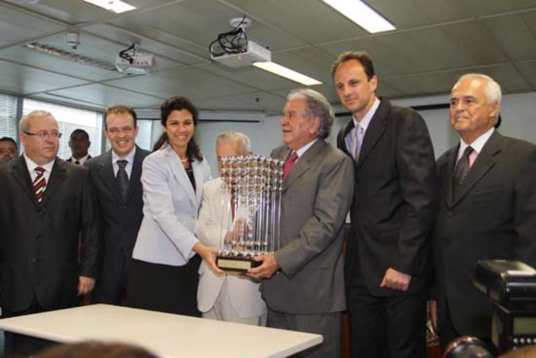 Flamengo or Sao Paulo? Justice once again defines who owns the first five-man Brazilian Polka Dots Cup; check