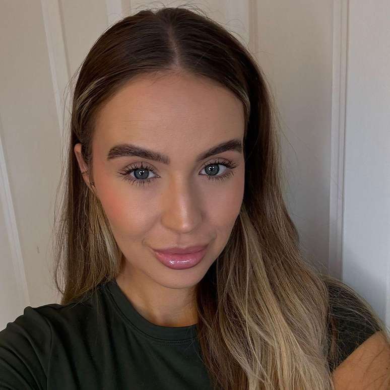 Kimberlie diz que o colágeno faz diferença em sua pele