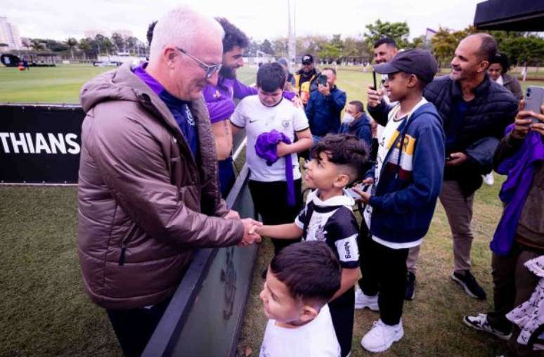 Timão se prepara para o clássico contra o Santos –