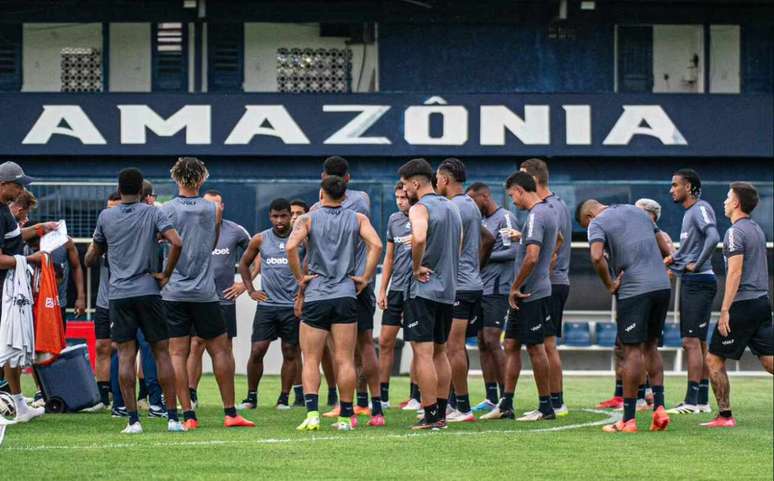 Leão pode se aproximar do G4 da competição –