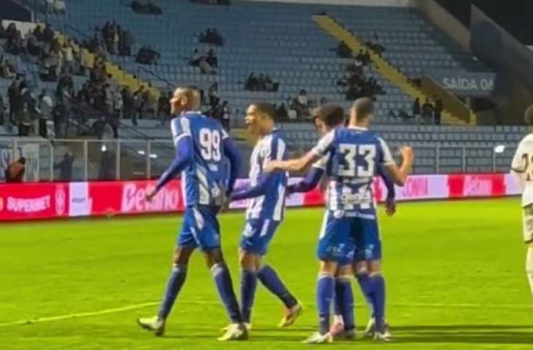Jogo tranquilo para o Avaí que faz ótimo placar em cima do Volta Redonda –