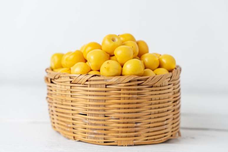 O murici é rico em potássio, mineral essencial para a saúde cardiovascular 