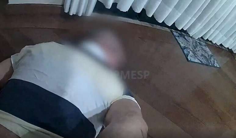 Imagens de câmeras corporais de PM registraram momento em que criminoso é preso por policial