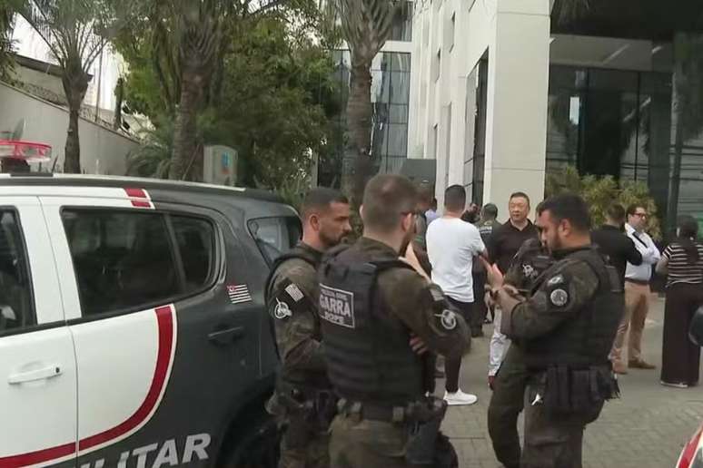 Polícia prendeu três envolvidos em crime ocorrido em prédio comercial em São Paulo