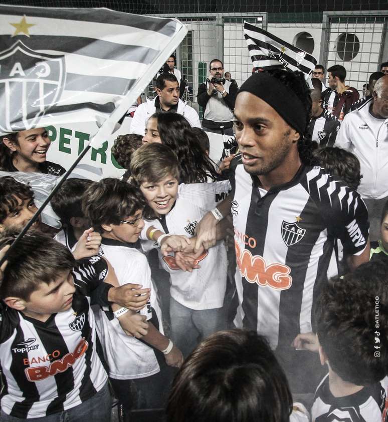 Passagem de Ronaldinho pelo Galo foi marcada por momentos importantes 