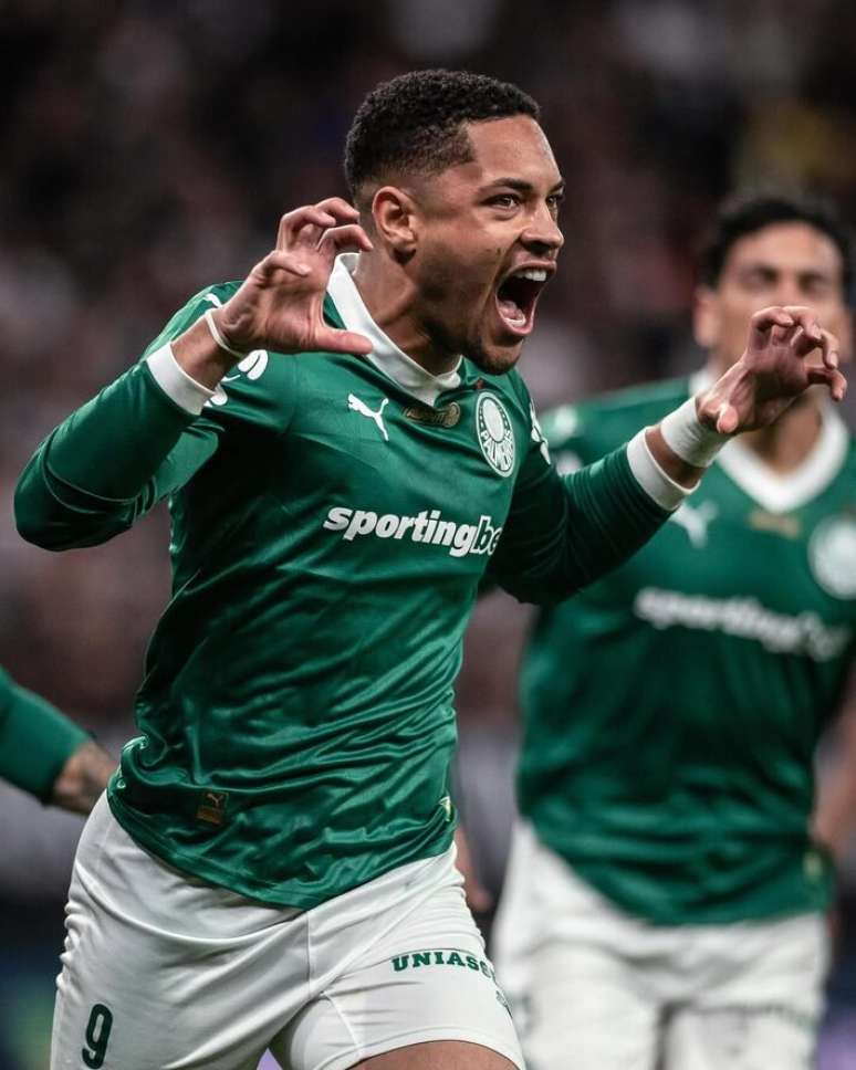 Vitor Roque é o melhor jogador Sub-21 no Brasil e na Argentina