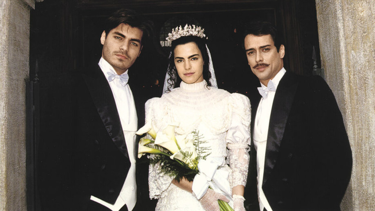 Terra Nostra foi a primeira novela de Ana Paula Ar&oacute;sio na Globo