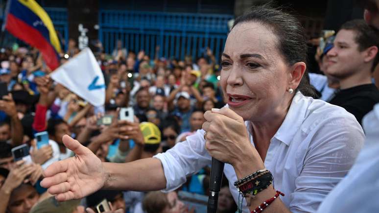 Corina Machado tornou-se uma das lideranças mais radicais da oposição