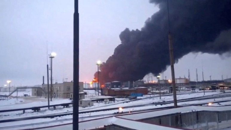 Pelo menos 10 refinarias de petróleo se viram obrigadas a suspender total ou parcialmente suas operações desde agosto por causa de ataques