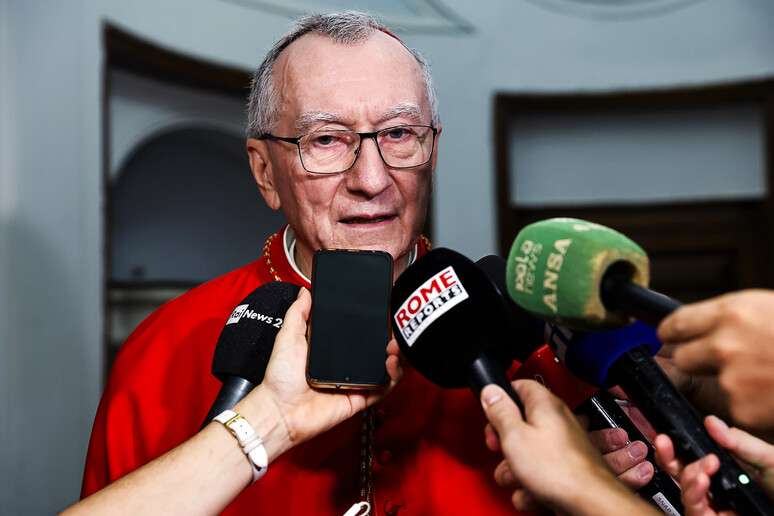 Cardeal disse que rela&ccedil;&otilde;es 'devem ser enfrentadas com paci&ecirc;ncia'