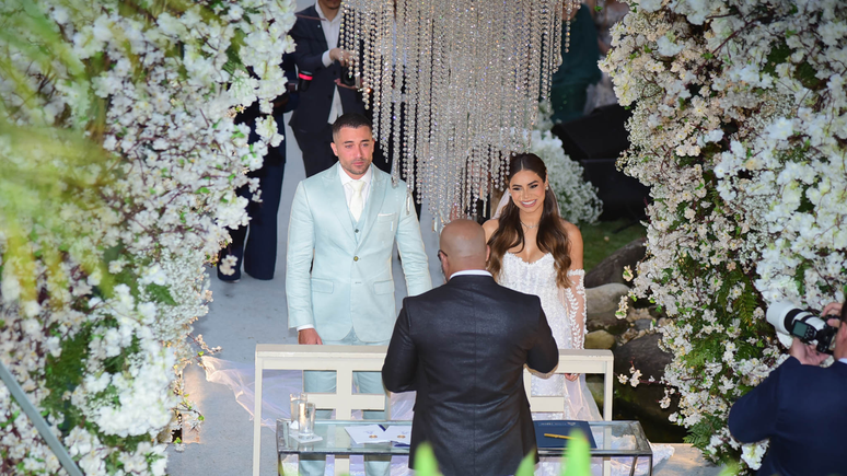 Lexa e Ricardo Vianna se casam no Rio de Janeiro