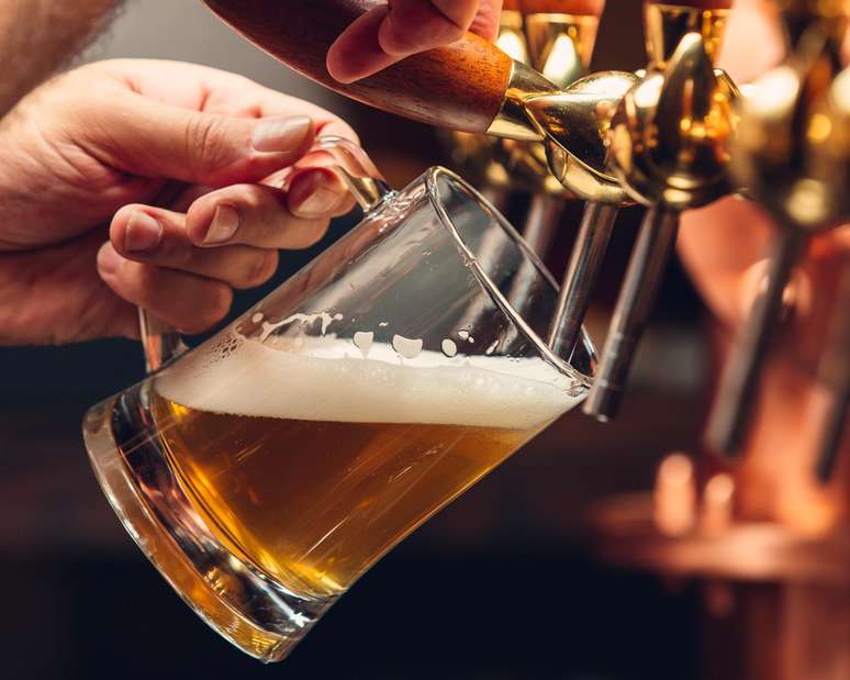 Chopp é uma cerveja que não passa pelo processo de pasteurização