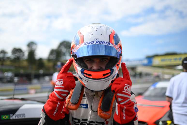 Kiko Porto celebra seu título em Road Atlanta