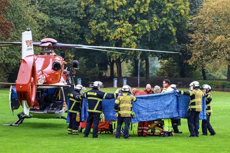 Iris Stalzer foi socorrida pelo serviço de emergência após a filha chamar por ajuda