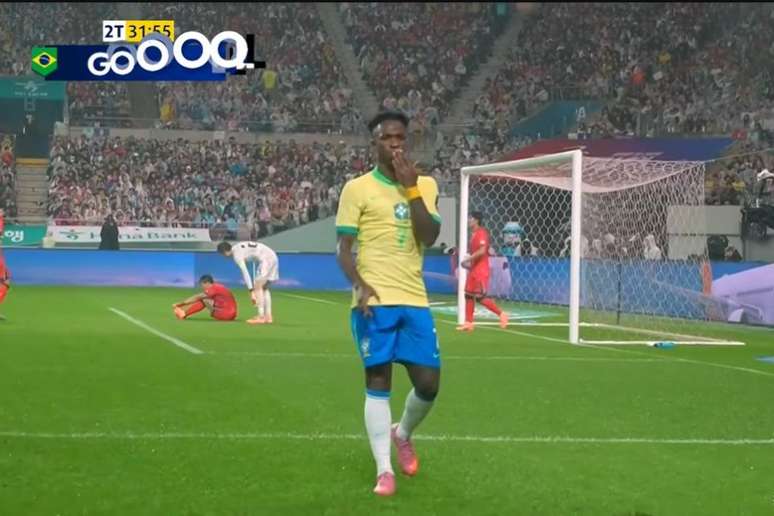 Vini Jr mandou beijo ap&oacute;s marcar gol pela Sele&ccedil;&atilde;o Brasileira, contra a Coreia do Sul
